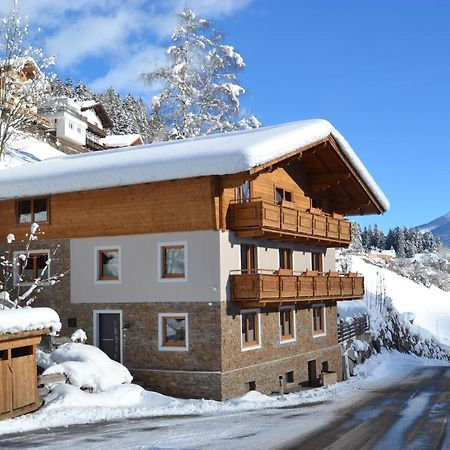 Ferienhaus Rieder Wald im Pinzgau Exterior photo